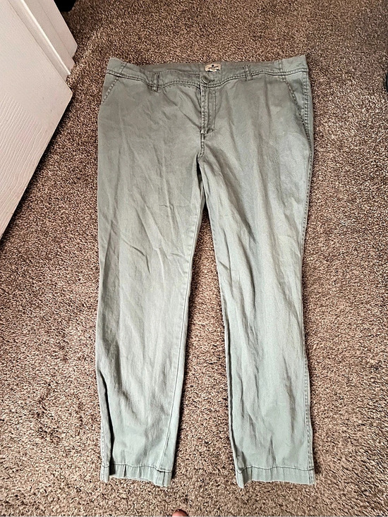 Woolrich Pants - Woolrich Ankle Pants in Green Size 12